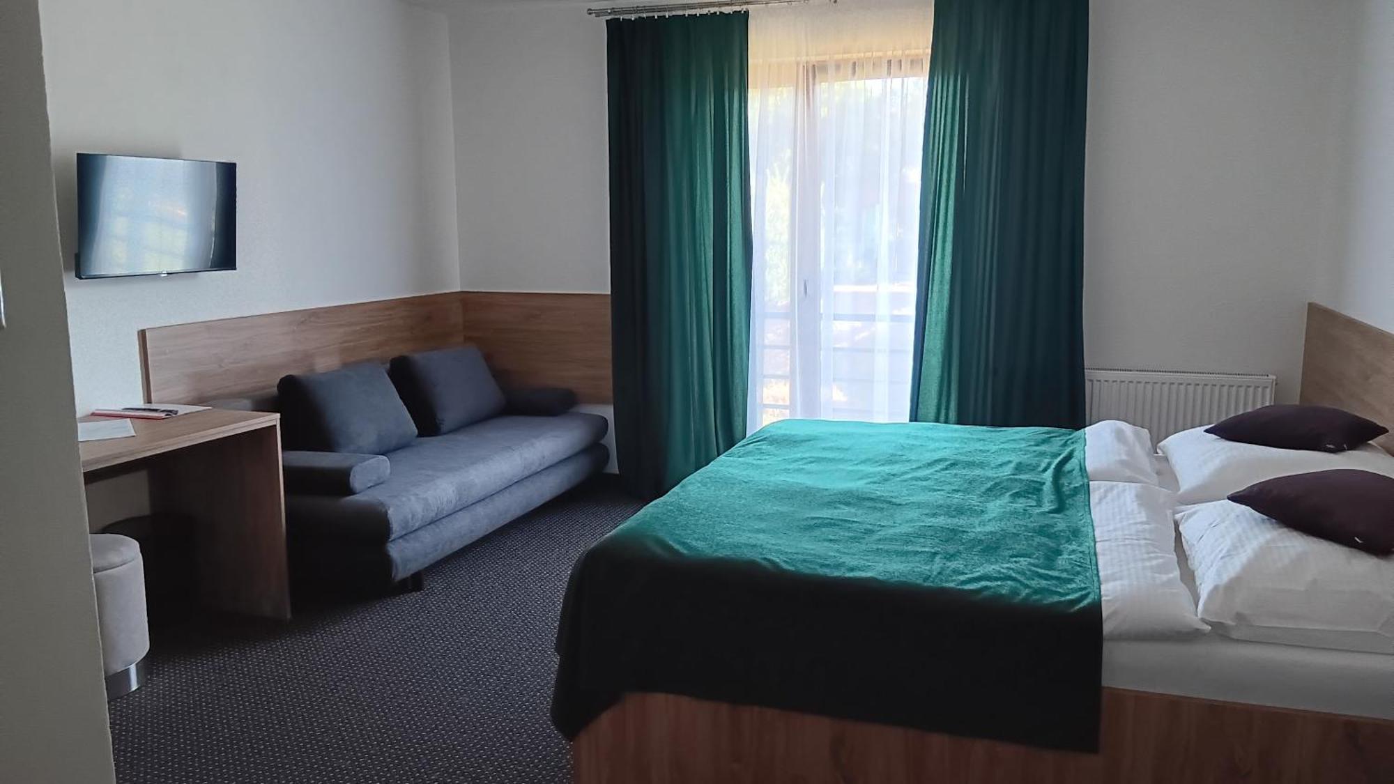 Penzion Contesa Rožňava Bagian luar foto
